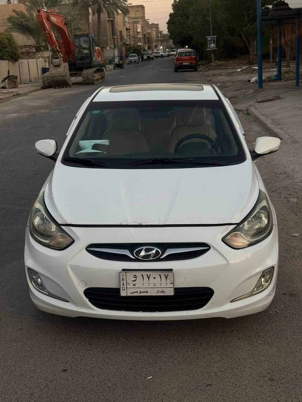 السلام عليكم
اكسنت موديل 2013 للبيع 
محرك 1600 دوش خليجي 
مكفوله من ضرر وحادث وصبغ  
بيه سونار كامل 
استخدام شخصي 
امانت الله دهن كل فتره جديد 
بانزين محسن 
العنوان : بغداد
السعر : خاص بسبب النفوس الضعيفه 
للتواصل : ***********
