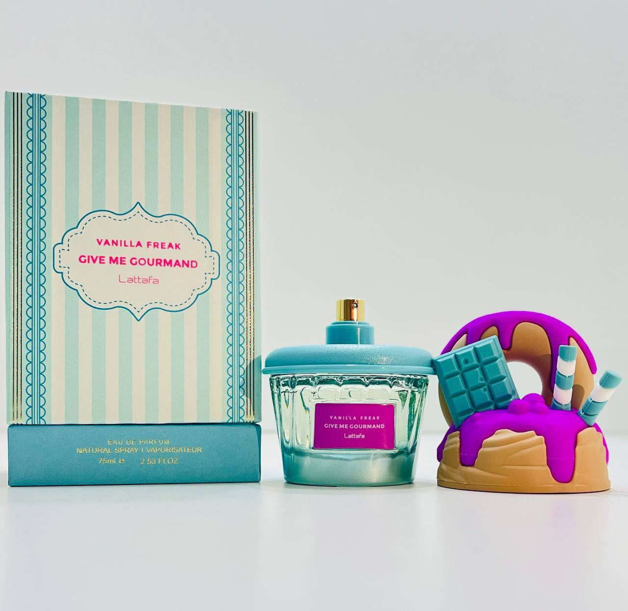 من دار Lattafa، يجمع بين الفخامة والأنوثة والدفء بطريقة تخليك تعشق الرائحة من أول رشة 😍

🌸 النوتات العطرية:
 • المقدمة: شوكولاتة بالحليب، سكر محروق، ولمسة من الكراميل 🍫🍯
 • القلب: فانيلا غنية وكريمية ممزوجة بجوز الهند والفواكه الدافئة 🥥🍓
 • القاعدة: مسك أبيض، أخشاب ناعمة، ولمسة بودرية أنثوية تبقى لساعات طويلة 🤍

💖 الإحساس بالعطر:

رائحة دافئة، حلوة، وغنية تشبه رائحة الآيس كريم بالفانيلا والشوكولاتة 🍨
تخلي كل من حواليك يسأل شنو هالعطر الفخم واللطيف بنفس الوقت!
مناسب جداً للأيام الباردة، السهرات، والدوام ❤️

قطعة / 22
قطعتين / 39
اذا منتج ثاني ويا :
قطعة / 17


**إذا كنت صاحب هذا الإعلان وتريد حذفه لأي سبب، رجاءا أرسل رسالة إلى الدعم الفني**