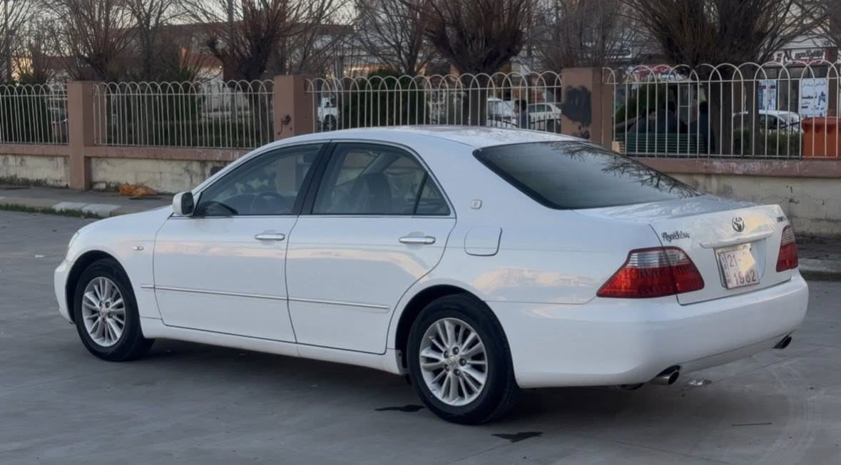 شاینە مووس ٢٠٠٦
٣دوگمە گەورە بە بچوک  ١٨٠
بەسمە نیە سویچە  سعر٥٢ $مجال

***********
