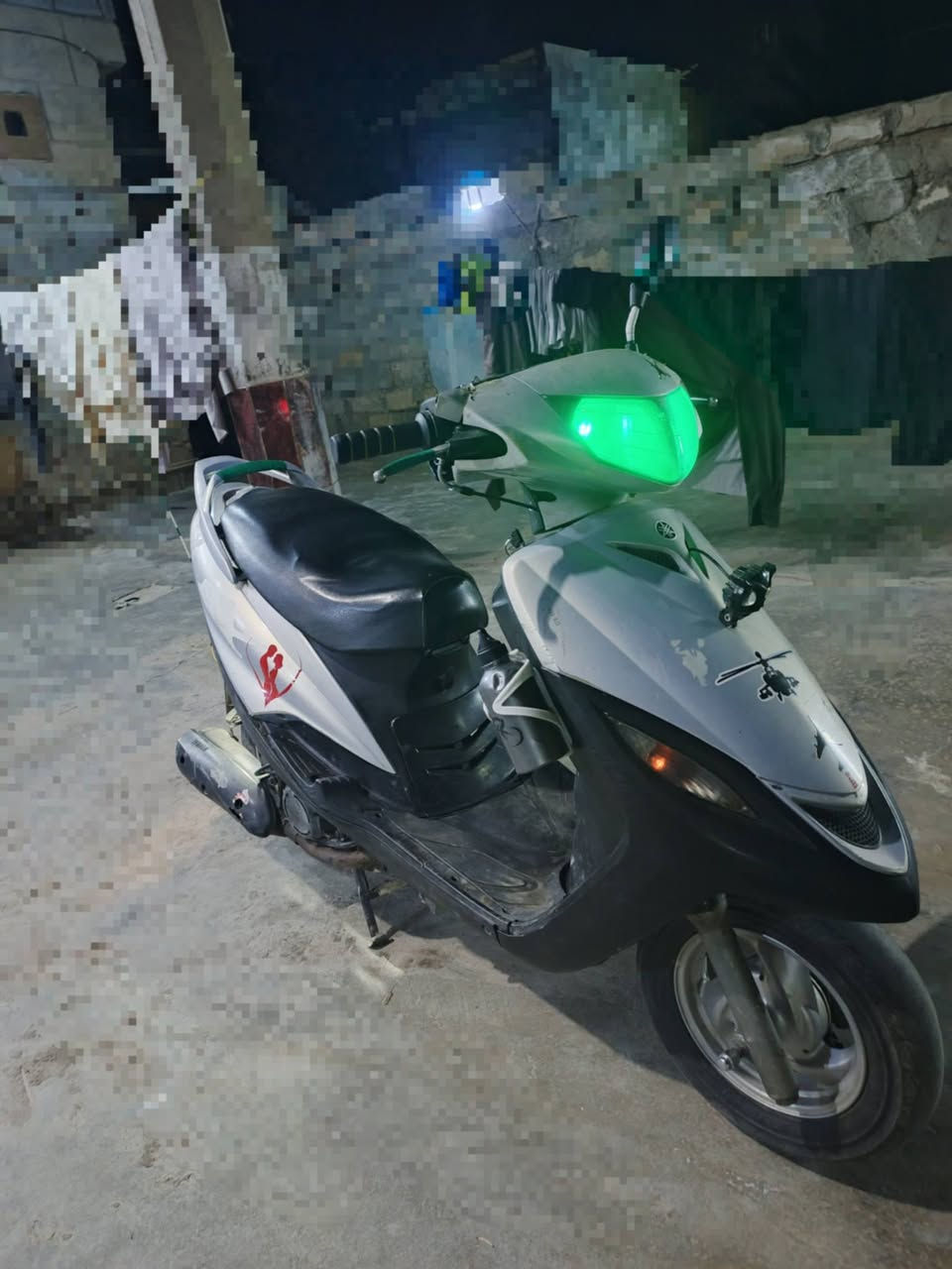 السلام عليكم
دراجه ماكس للبيع نضافه مثل مشوف كدامك 
محرك ممفتوح 
550 أو بيه مجال حك الجيه 

*********** 
متواجد بس ع خط
