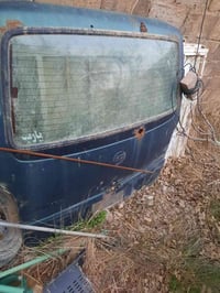 السلام وعليكم جنطه للبيع بيها تصليح للإستفسار ٠٧٧٤٩١٢٢١٧٢