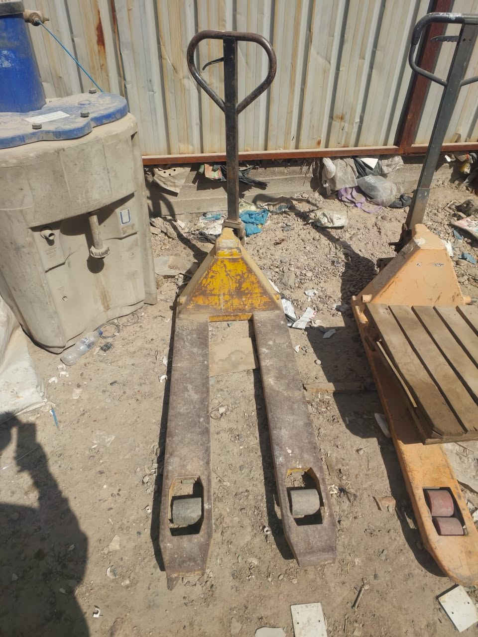 السلام عليكم
3جكات البيع نضيفات
سعرهة 100 مكانة بغداد الحبيبية
‭***********
