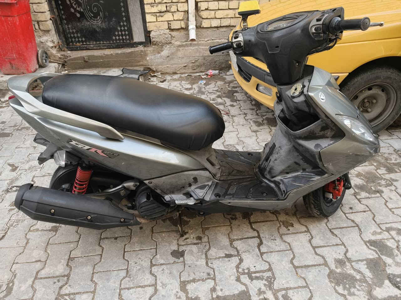 السلام عليكم دراجه GTR جديده مال رمبه صالهه 
3اشهر نازله من الرمبه 
الدراجه جديده اخت الرمبه و اوراق 
موجود جيب فيتر و تعال
 والدراجه مال جناي مو بياع شراي
 الدراجه لا مفتوحه مكينه ولا مبدل شي بيه  حالهه حال الوكاله 

الموقع : بغداد مدينه الصدر  🏠
 السعر: واحد $ وببه مجال قليل
الاستفسار: ‏‪***********‬‏
