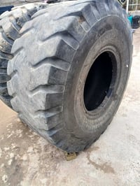 قطع غيار سيارات • قطع غيار