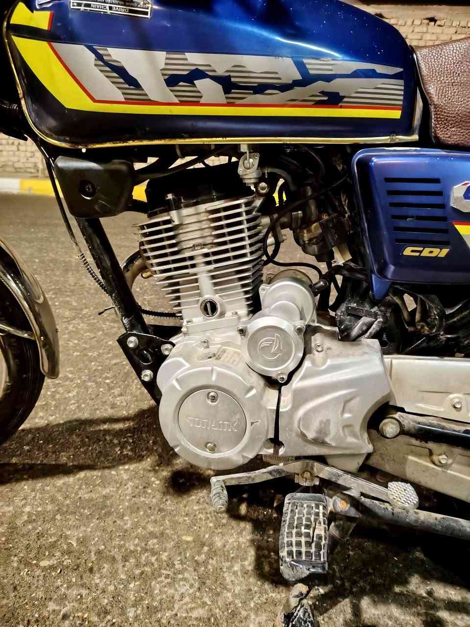 السلام عليكم.
سيفـان 24.  للبيع.
كاملة ما ناقصه اي شيء بس شاشة الدشبول طافية 
مكفولة كفالة عامة اوراق.
السعر: 675وبيه مجال 
العنوان :واسط /الصويرة
للإستفسار : *********** بي واتساب
