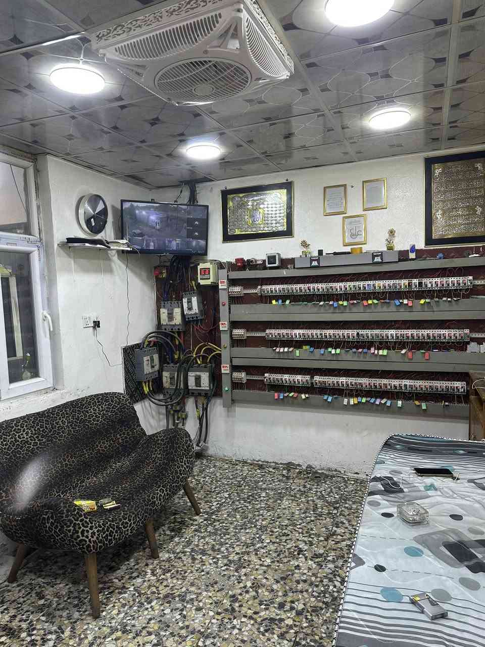 موقع موالدةالبيع بغداد الشعب حي المهندسين ٣ مكاين بوم الكاع تابعة الموالد  ***********
