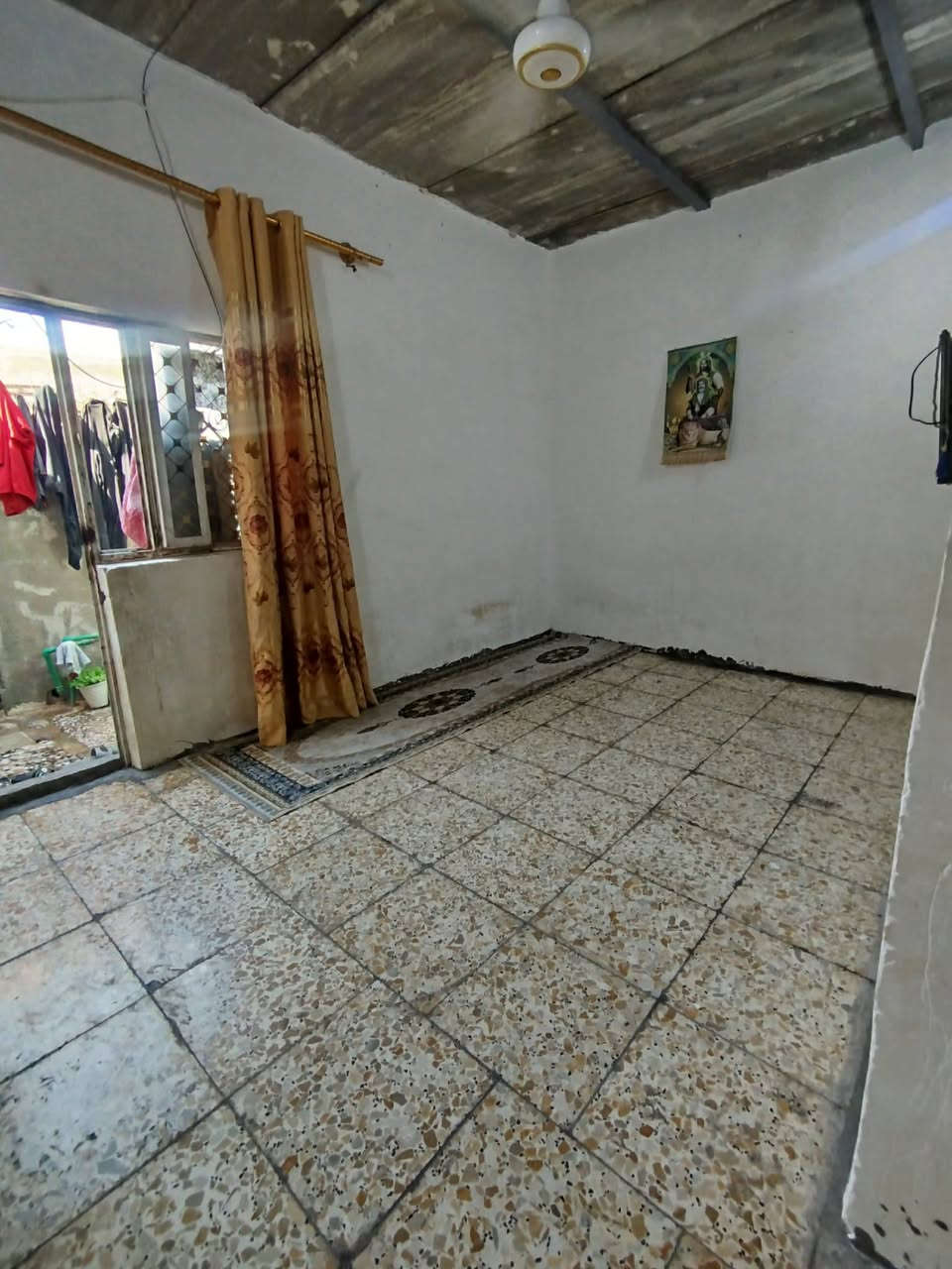 سلام عليكم بيت بل بحث العلمي 50 متر سعره 20 و بي مجال رقمي ***********
