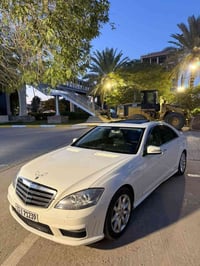 للبيع ٢٠٠٥ s350  المكان بغداد حي الخضراء  07712590735