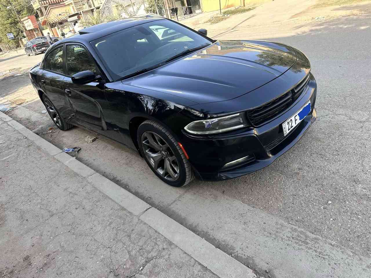 السلام عليكم
للبيع جاجر (رالي )كلين فول مواصفات موديل 2017
السياره مكفوله كفاله عامه من الدعاميه للدعاميه عده صارت بيها طخه بين البابتين وعفتها ع وضعها 
المواصفات 
فتحه
رادار جانبي 
حساس خلفي 
شاشه كبيره 
شفتات ستيرن دمام خلفي وباقي الموصفات المعروفه 
الرقم ***********
