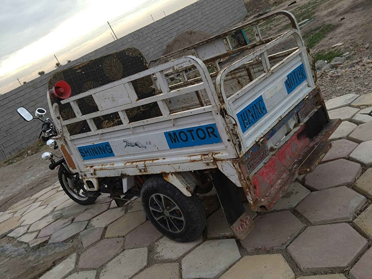 ستوته ام الطير للبيع موديل 19 محرك 21 اوراق كامله اصوليه سعر واحد و 150 وبيها مجالنان المكان ديالى كنعان شراي يتصل بخير ويدلل رقم الهاتف*********** ابو علي
