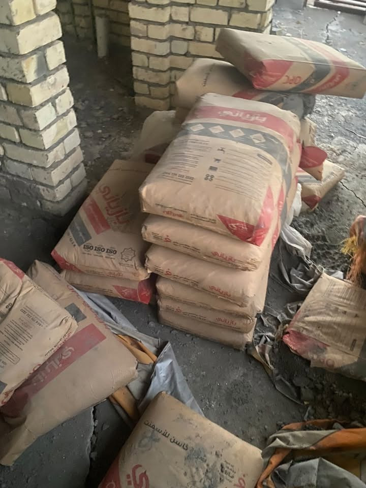 سمنت للبيع بازيان ارقى نوعية
باقي الاجاسة تعبانه 
ابيع سعر اقل 
تقريبا طن ونص  
مكانه بعقوبة واتساب ***********
