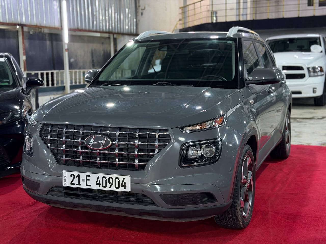 هونداي فينيو موديل 2021
هونداي فينو موديل 2021لون سمنتي  محرك16
ماشيه 28m جديده كلش
حادث جامرلق خلفي بدون دواخل بجم كبس
 بدون ايرباك كلها سليمه  حادث بسيط
سعر )(($$ 125$$$)) بيه مجال 

عنوان  كركوك معرض سي بورد  بيع فقط 

شراي اتصل ***********
