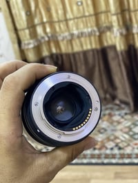 سوني 50ملم • فتحة 1.8 • استخدام قليل
