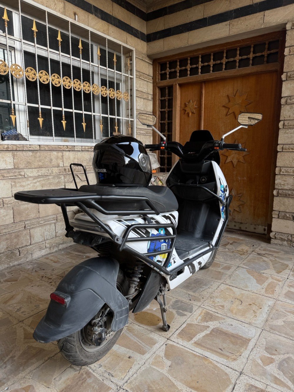 دراجة كهربائية شحن 
نوع : سوبر ايبو 
اصدار شركة : Apk 2025
السرعة : 100
نوع وحجم البطارية : ليثيوم  50 امبير 72 فولت 
حجم الملف : 2500  اورجنال
المسافة : 70 كيلو واكثر
شاشة : اندرويد
ثلاث سرعات
مثبت سرعة 
دبل اشارة 
ديسكات 
درع حديد حماية 
الاطارات حجم 12
تتحمل وزن الشخص اكثر من 120 كغم
الدراجة غير مشمولة بنظام الحجز المروري يعني ( متنحجز) 
نظام تشغيل عن بعد
كارت تشغيل ( لمس الشاشة فقط)
نظام حماية تنبيه وانذار  عند اللمس والحركة 
نظام الايت 
ناصي عالي رماش 
نظام البارك p
دبل سويج 
دبل كارت 
دبل ريمونت
ثلاث طرق تشغيل 
مدة الاستخدام شهرين فقط 
السعر مليون و خمسميه 
العنوان بغداد : السيدية 
***********