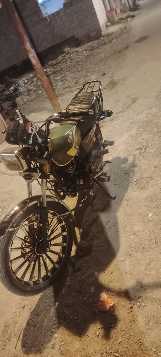 سلام عليكم دراجه سيفان موديل ٢٠٢٥ دراجه جديد بعدهه ماشيه اقل من الف سعر ٩٥٠ بيهه مجال بسيط عنوان هبهب


**إذا كنت صاحب هذا الإعلان وتريد حذفه لأي سبب، رجاءا أرسل رسالة إلى الدعم الفني**