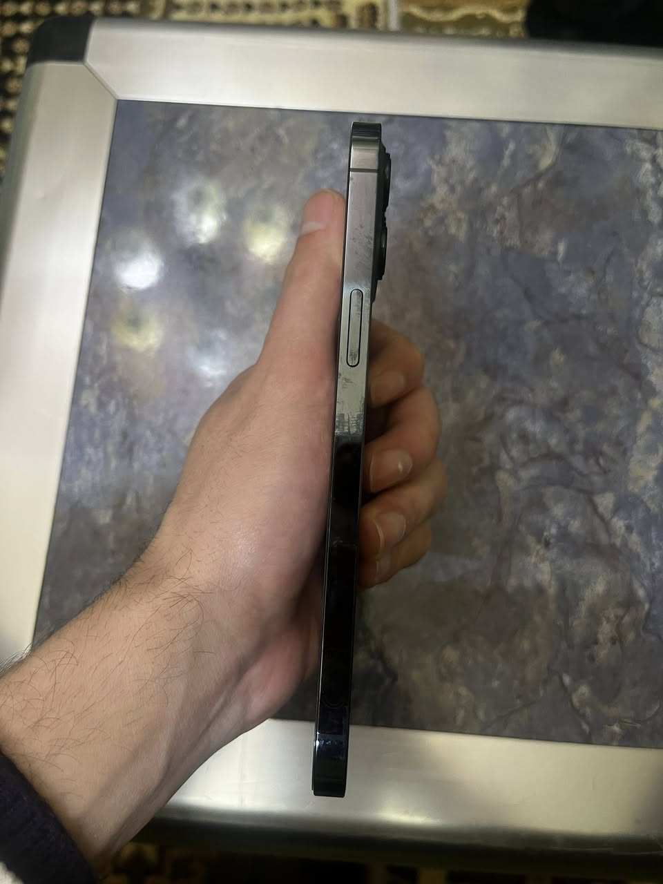 ايفون 12 برو ماكس مبدل بطارية 100 
ومبدل سماعه وفيس ايدي متوقف ذاكره 256 
السعر 340 وبي مجال بسيط للتواصل ***********
