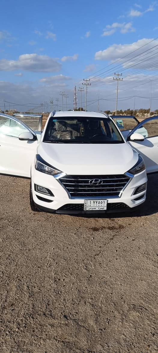 توسان موديل 19خليجي رقم بصره مكفوله بسمي بصمه شاشه كبيره  
ماشيه ١٠٠
العنوان بصره القرنه الثغر 

رقم الهاتف *********** بغداد, العراق
