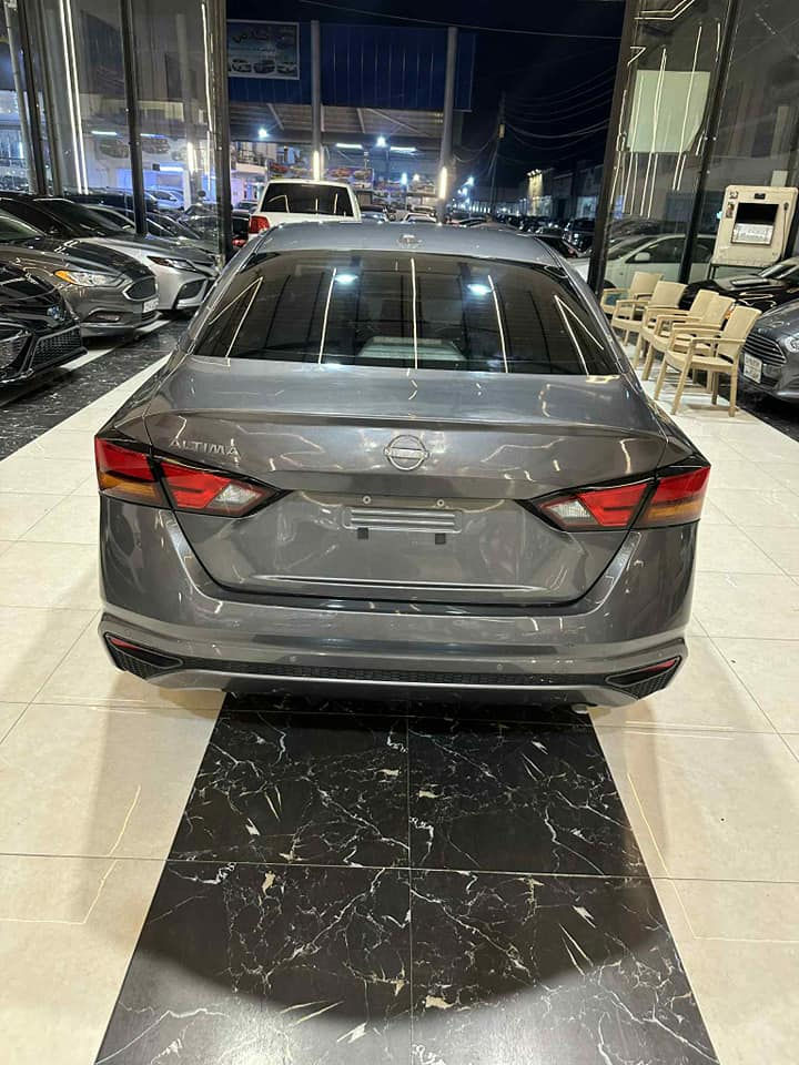 ئاڵتیما 2025 ڕەقەم هەولێر مواسەفاتSV بەسمە شغال شاشە گەورە کوشین کارەبا ویل کڕۆم ڕەقەم جاهیز دوو پارچە و نیوی سبوغە چاملغ و بۆنیت کەمێک لە سندوق ڕەقەم شانسیم داناوە پشتی کەپسە پێشی لای سەکن کەمێکی هەیە شانسی بەشەرت نیتی تەنها 3هەزار ڕۆیشتوە ئێڕباگ سوکان و شان سیستەمە دەشبول بەشەرت نەتەقیوە سعر 143$ معامەلیکی کەم ناونیشان هەولێر ژمارەی مۆبایل 
***********
*********** أربيل, العراق
