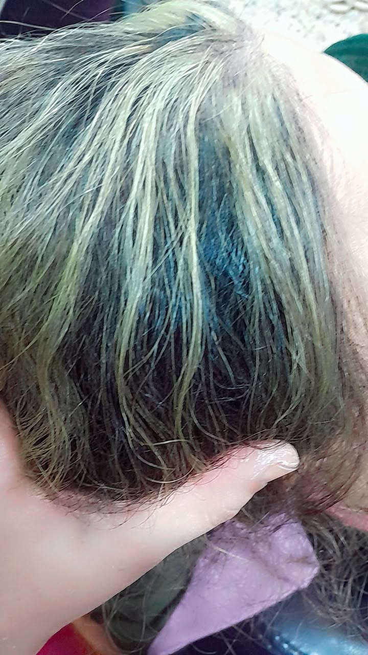 من أعمال صالون الملكه العنوان الخطيب الزراعي شارع المولد الحمره بالقرب من أسواق ام علاء مقابيل صيدليه حيدر جواد تواصل وتساب ***********
