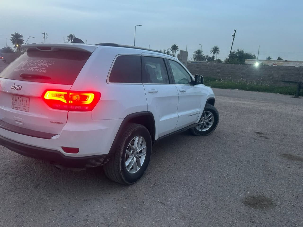 السلام عليكم 
جيب موديل ١٦ بيها ثلاث قطع صبغ جاملاغات وبنيد ماشيه ١٠٠ الف
بيه خيط تبخير 
بأسمي تحويل ثاني يوم 
صدر نظيف مكفولة من الگص
سعر 175 وبيها مجال


**إذا كنت صاحب هذا الإعلان وتريد حذفه لأي سبب، رجاءا أرسل رسالة إلى الدعم الفني**