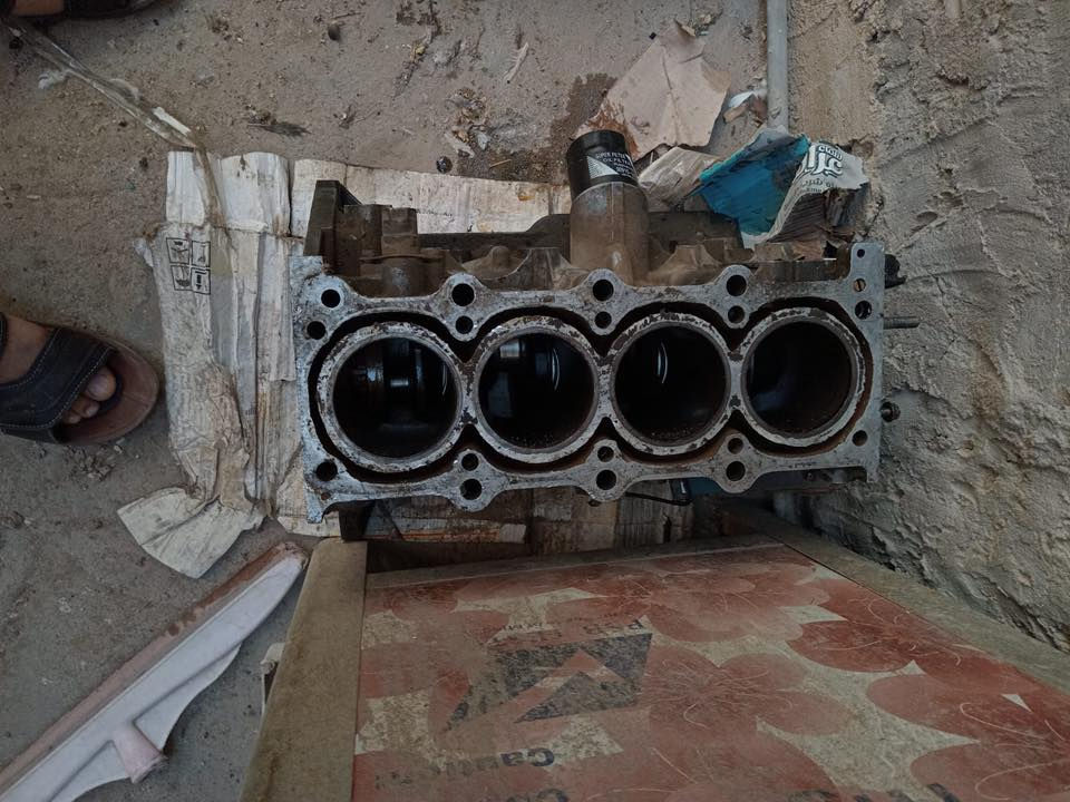 أغراض مكينة ساسوكي مكينة حجم 2000 خليجي للبيع قبق ابيض العنوان بغداد الشعب الاتصال ب ***********
