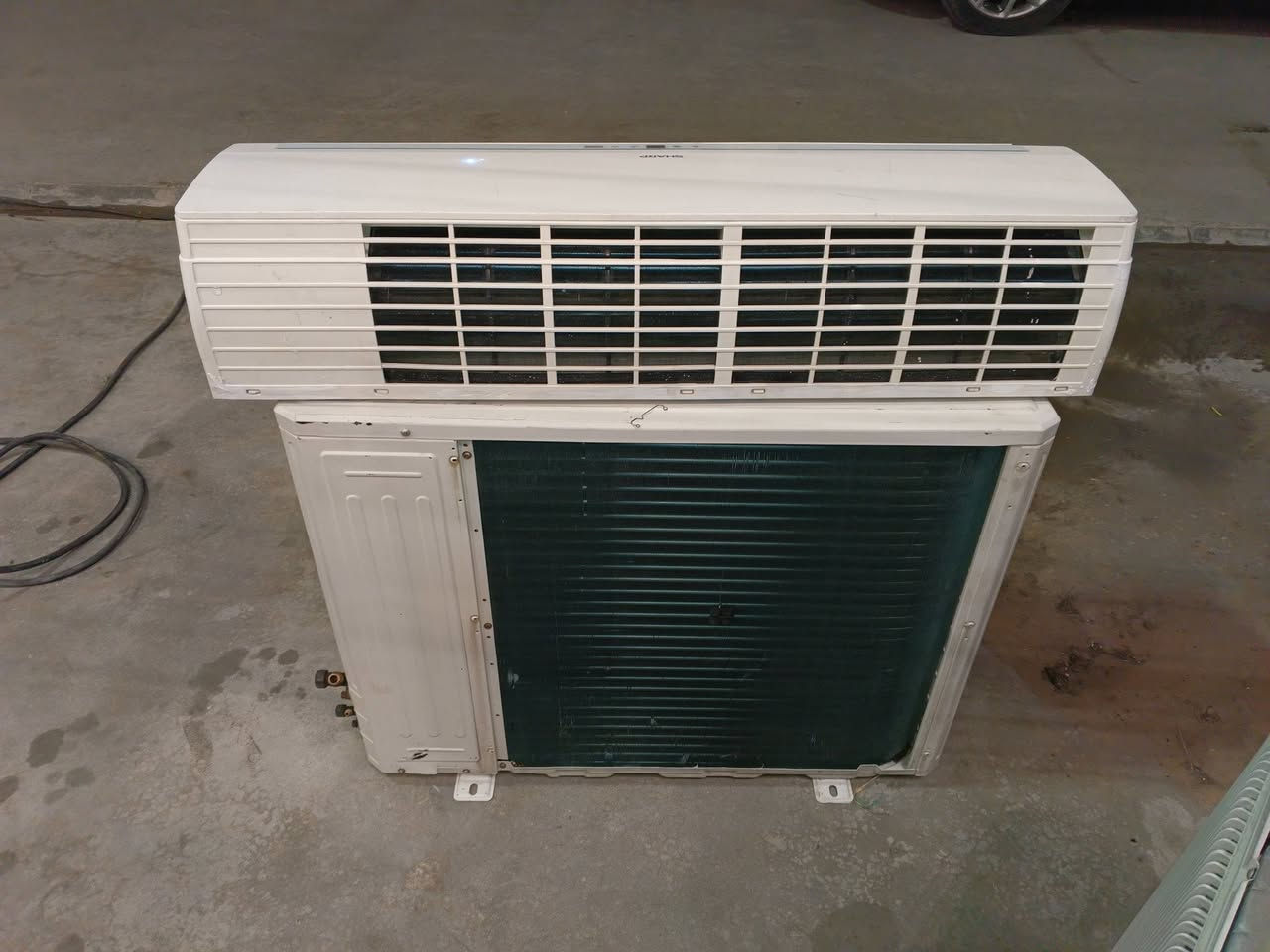 السلام عليكم
سبلت للبيع شارب 2طن بلادي ما ملعوب بي 
انتاج شركت توسوت 
ملحقات بوري جديد واير جديد ريمون بلاد قاعده بلاديه
مكاني الدوره 
السعر 400 وبي مجال
***********
***********
