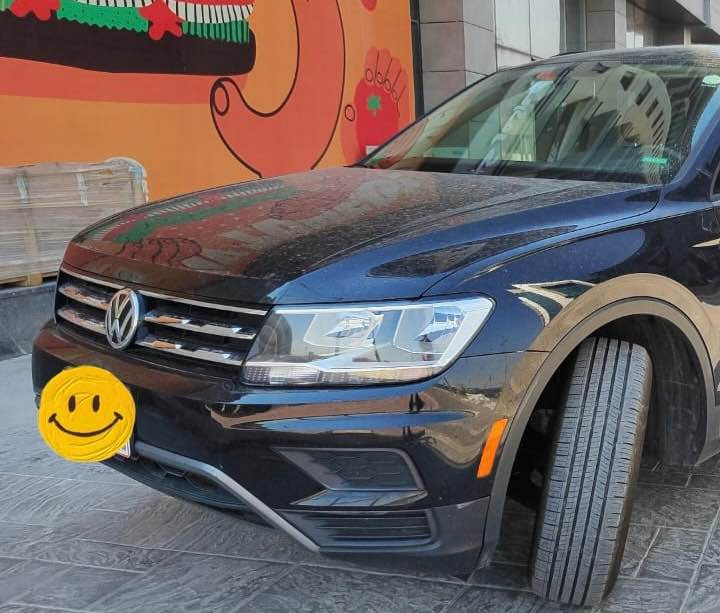 تيگوان ٢٠٢١
مواسەفات s دةبل اكسل و رادار
١٠٠ هەزار رۆيشتوە
بێ بۆیاغ و بێ ساردەکوت دوو دةرگاي بيلادي بي سوبخ بۆ دانراوە
هيج ايرباگي نەتەقيوە پێش و پشتی بێ لێدان كەبس  
سعر:180
شوێن:هەولێر

*********** أربيل, العراق
