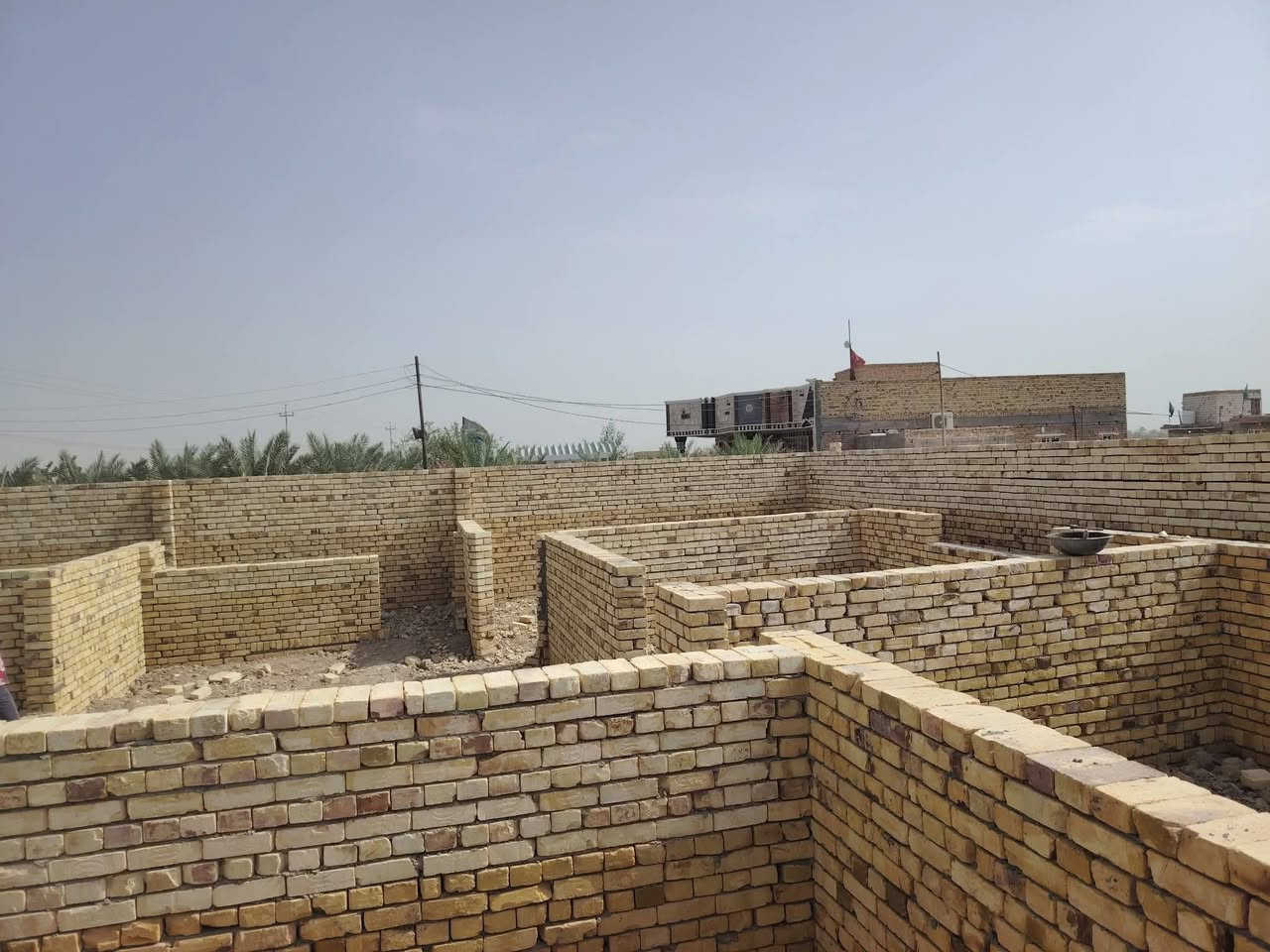 خلفية بناء نشتغل على الدبل باليوميه قطعي ابلوك الاستفسار ***********
