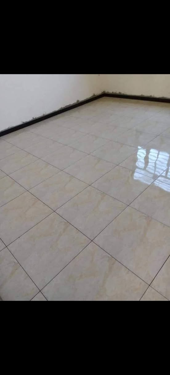 سلام عليكم
خلفه سيراميك ولباخ صبه نضافه

مكاني  

بالزبير ***********
