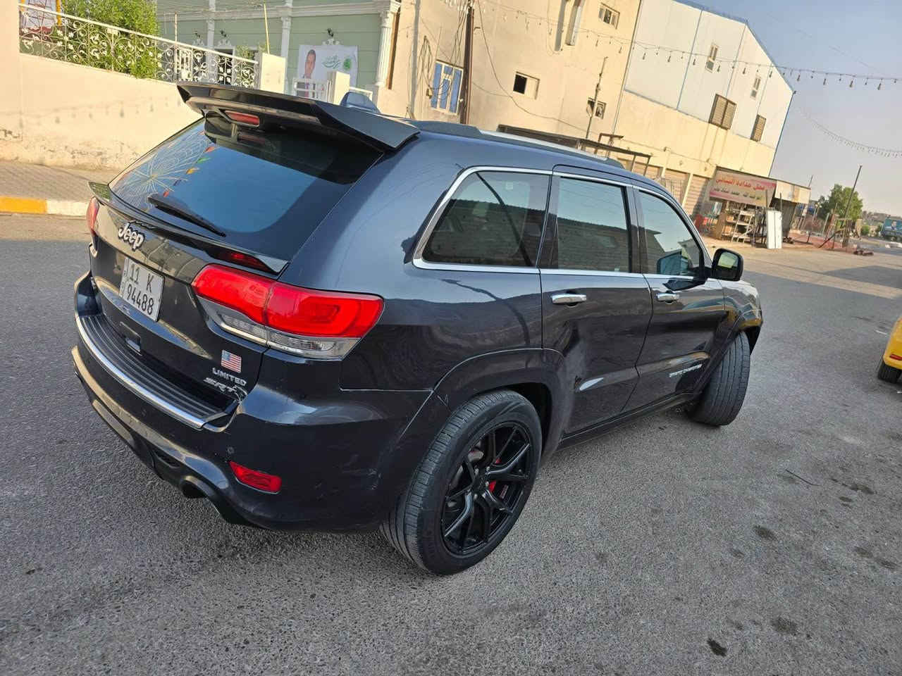 سلام عليكم جيب ١٦ خليجي فول مواصفات السونار بل منشور 
بنراما
صندوك كهرباء
مري شفط اشاير بل مري
كير طيار 
كشنات جلد كشن كهرباء 
محرك ٥٧٠٠ 
هيمي
السياره فول الفول 
محرك كير تبريد صدر كله كفاله 
بيع او مراوس ب جارجر 
السعر ١٩٧ بي مجال حك الجيه 
العنوان ديالى بلدروز 
*********** بعقوبة, ديالى
