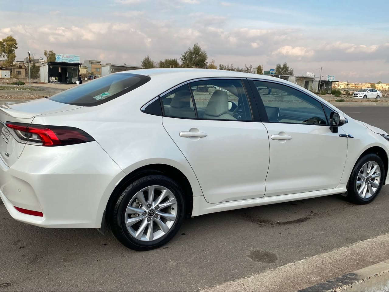 سلام عليكم كرولا شركة ساز 
موديل 2023 
ماشية 49000 
فول مواصفات GLI 
ضمان شركة ساز 
سيارة مكفولة من الصبغ ضربة بارد كلها شرط 
رقم أربيل 
العنوان أربيل 
سعر 185 وبيها مجال *********** أربيل, العراق
