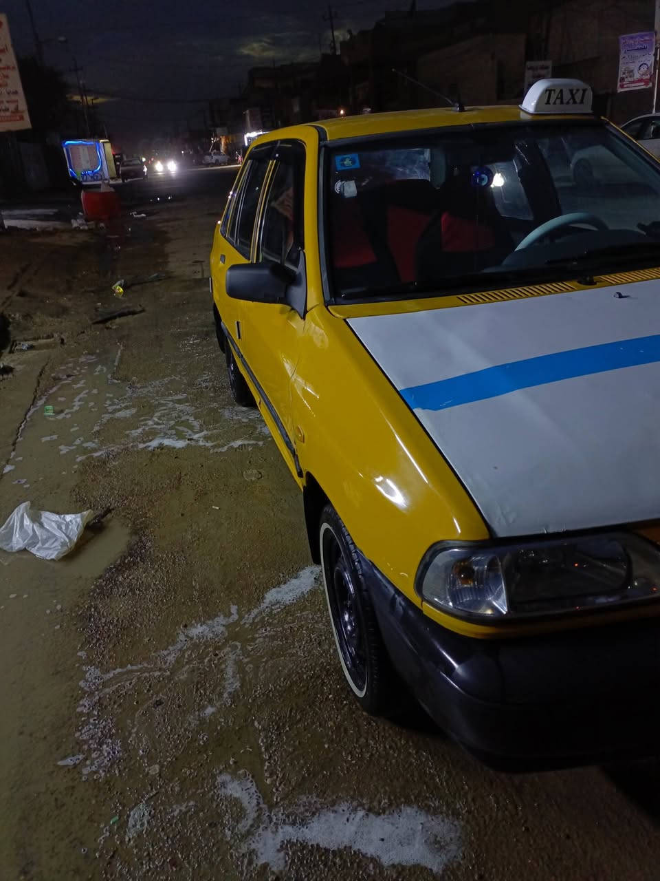 سلام عليكم سايبه للبيع موديل 2012 سنويه تسقط 2031 مكينه وكير نضاف الاستفسار رقم*********** السعر 35 وبيهه مجال
