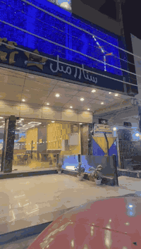 مطعم للبيع كامل مكمل مجرد اجيب كادرك وتجي.او تريد يجيك كادر كامل موجود...