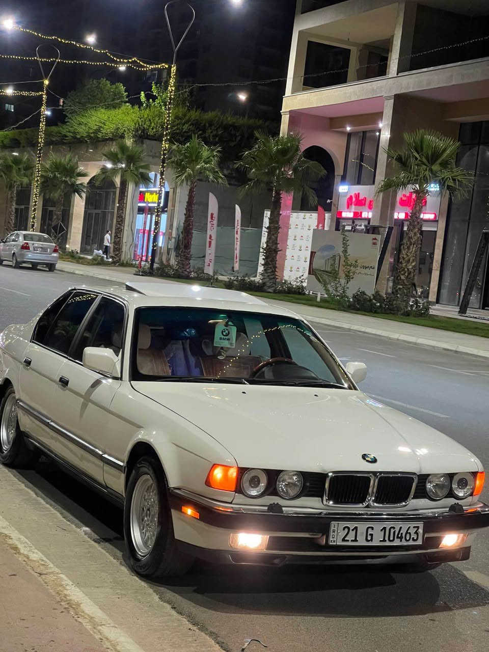 سڵاوی خواتان لێبێ
۷٤٠ گێڕ عادی
مۆدێل ۱۹۹۱
سەیارەکە زۆر جایزە هەموو گیانی بە شەرت
سڵایت ناو فۆرمیکا تەبرید ساردو گەرم 
گێڕ و مەکینە و تەبریدی بە شەرت 
۳ بۆ ٤ پارچەی بۆیاخە
بایی ٦۳ گەڵا و تۆزێ معامەلەیە 
*********** السليمانية, العراق
