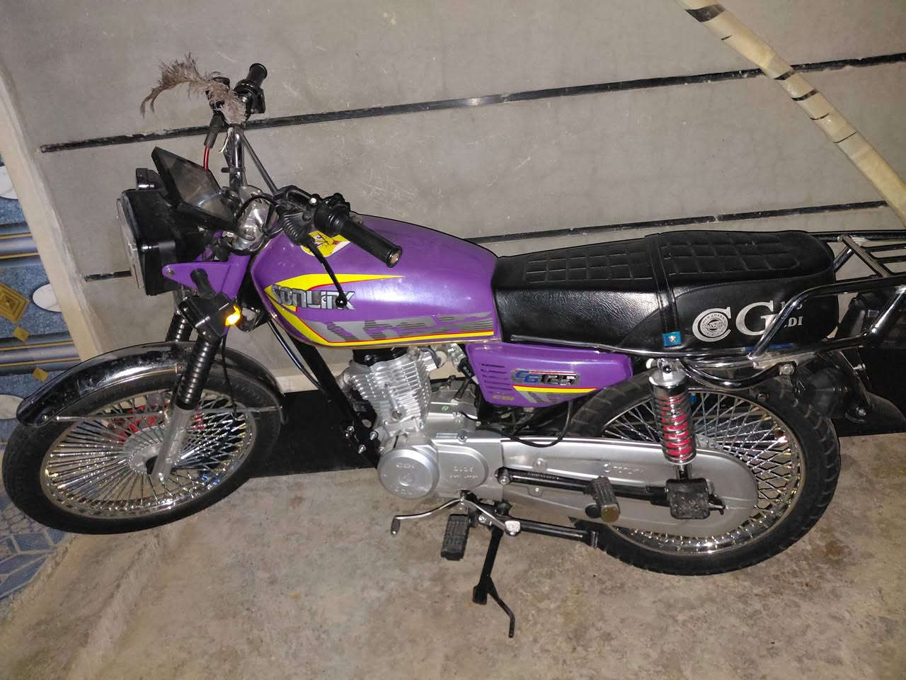 تايكر ٢٥ مكفول المكان بلدروز.    ***********
