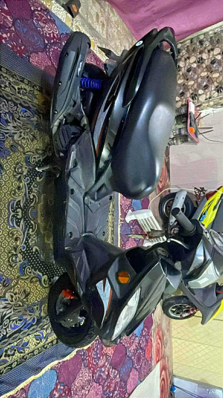 للبيع دراجه جي تي ار مكفولة من كلشي ما بيها اي نقص مكاني بعقوبه ***********
