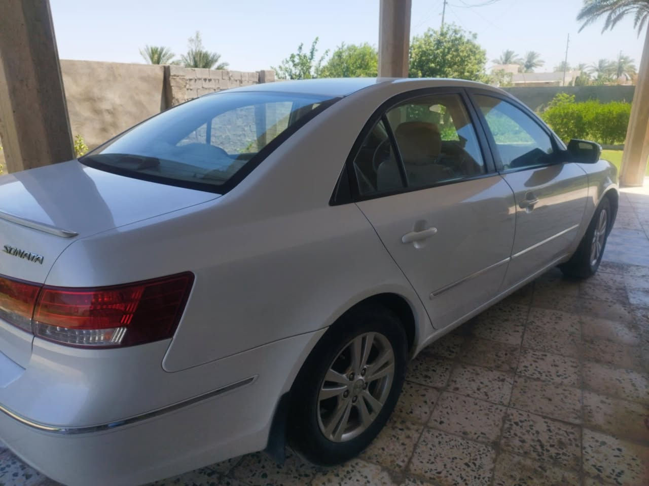 سوناتا ٢٠١١
رقم بغداد باسمي تحويل مباشر 
محرك ٢٤٠٠ غير مفتوح ع وضع الشركه 
بيها صبغ جاملغ خلفي جهه السايق والباقي كفاله عامه 
سياره جاهزه وما بيها نقص 
العنوان / الحبانيه / الخالديه 
رقم الهاتف ‭***********‬
السعر (١٣٥) وبيها مجال

