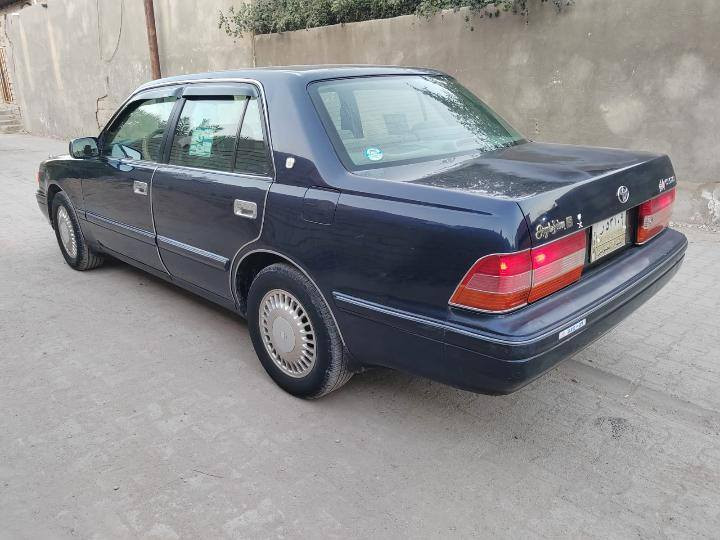 بسم الله
العنوان البصره الزبير 
رأس ثور تكم كفاله من الضربه والكص ونقل سنويه ال 30 رقم جديد شرط تحويل ثاني يوم  صبغ فقط قمارة
وتساب موجود اي ستفسار سعر 105 بيهه مجال بصيط
***********
