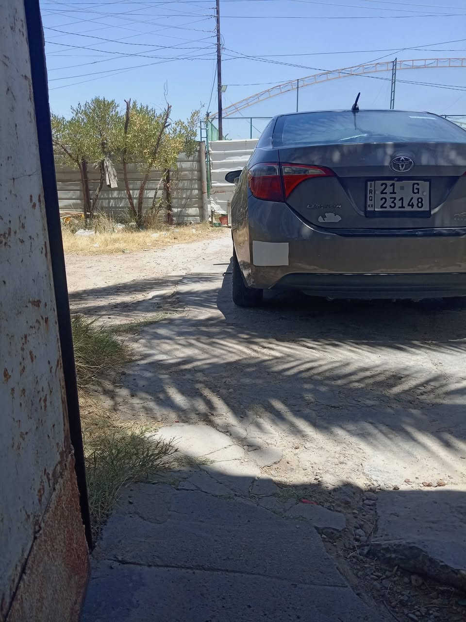 السلام عليكم للبيع او مراوس بكورلا ٢٠ ٢١ شمالي فقط كورلا ٢٠١٦ وارد أمريكي بيها بنيد بمريكا وباب خلفي بالعراق فقط بدون دواخل بدون ضربة الباقي مكفول محرك كير تبريد صدر مكفوولات محرك ١٨٠٠ رقم سليمانية جديد سنوية ورقم جدد تحويل او وكالة ثاني يوم للأستفسار اتصل على الرقم*********** او *********** هذا بي واتساب فقط *********** مكاني بغداد الدورة معروضة ١٢٢ وبيها مجال بسيط
