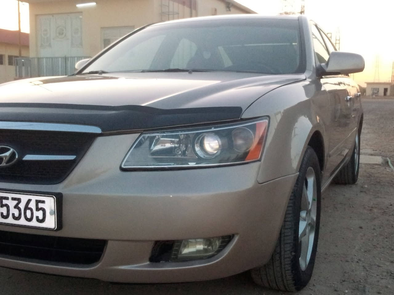 السلام عليكم 

بيع مستعجل 

سوناتا 2008 

بيها قطعتين تبديل 

بدون دواخل 

مصبوغة حزام اثر جراد فقط

داخل جديد 

حداديه جديده 

منظومة زنون 

تحكم ستيرن 

تخم تاير ويل 17 

كهربائيات كله شغاله 

شاشه+ كأمر 

مكان السيارة بابل المسيب غير متواجد على الفيس 
***********
