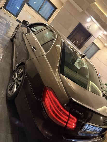 السلام عليكم للبيع فقط 
مارسدس E350 . 2016

وارد امريكي 
ماشيه 148 km 
رقم سليمانيه تحويل مباشر 
السياره كير ومكينة بلكارتون مبدلات 
كهرباء كامله بدون اي نقص ولا عطل 
السياره مصبوغه حزام ابيع عام حادثه خلفي 
ابيع زوج لوحات يعني تجيني نتكاتب وتشوف سياره
لصحاب الخبر ابيع زوج لوحات معنها سياره مناسبه 
وماكو اخته بهيج سعر ابد 
السعر 14000$ 
العنوان . بغداد . كم ساره 

***********
