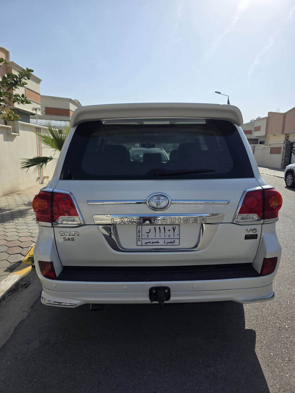 السلام عليكم ورحمة الله

لاندكروز موديل 2014  -6 - جديده جداً جداً

رقم بصرة مميز 

سيارة كفالة عامة  مكينه كير كفالة 
مغلفه ppf
ماعدة بارد واحد صغير فقط 

سيارة جاهزة تخم تاير حدادية مال جني 

الاستفسار ***********
مكاني بصرة البصرة, العراق
