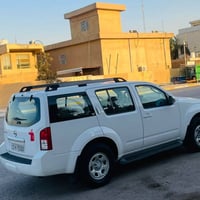 نيسان بافندر • ٢٠١١ • رقم بغداد