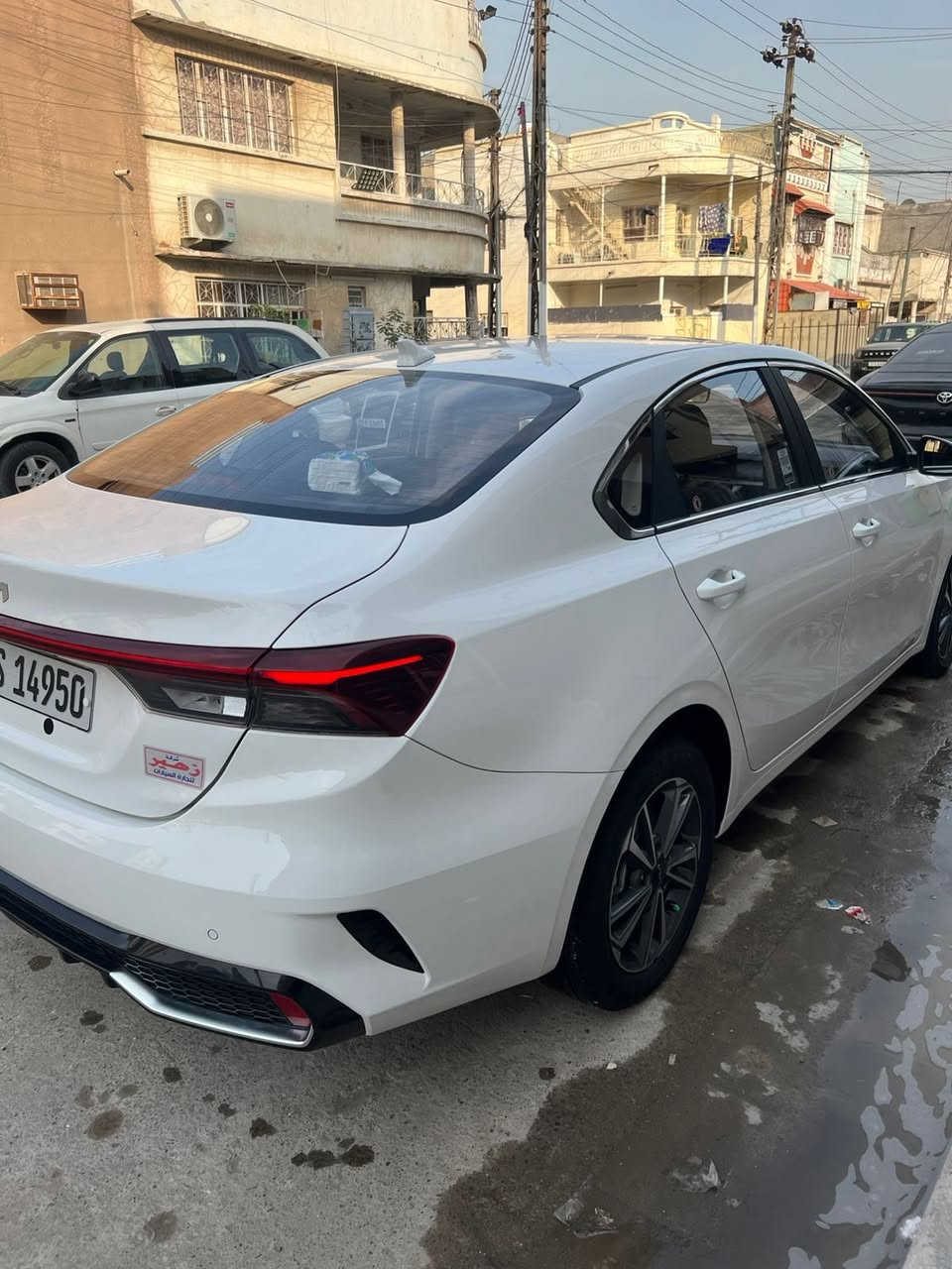 السلام عليكم K3
موديل 2025 
رقم اربيل 
مكفولة كفالة عامة السيارة
ماشية 15 الف 
فول مواصفات معروفة مواصفاتها 
مكاني بغداد حي القاهرة
السعر 147$
للاتصال
***********
