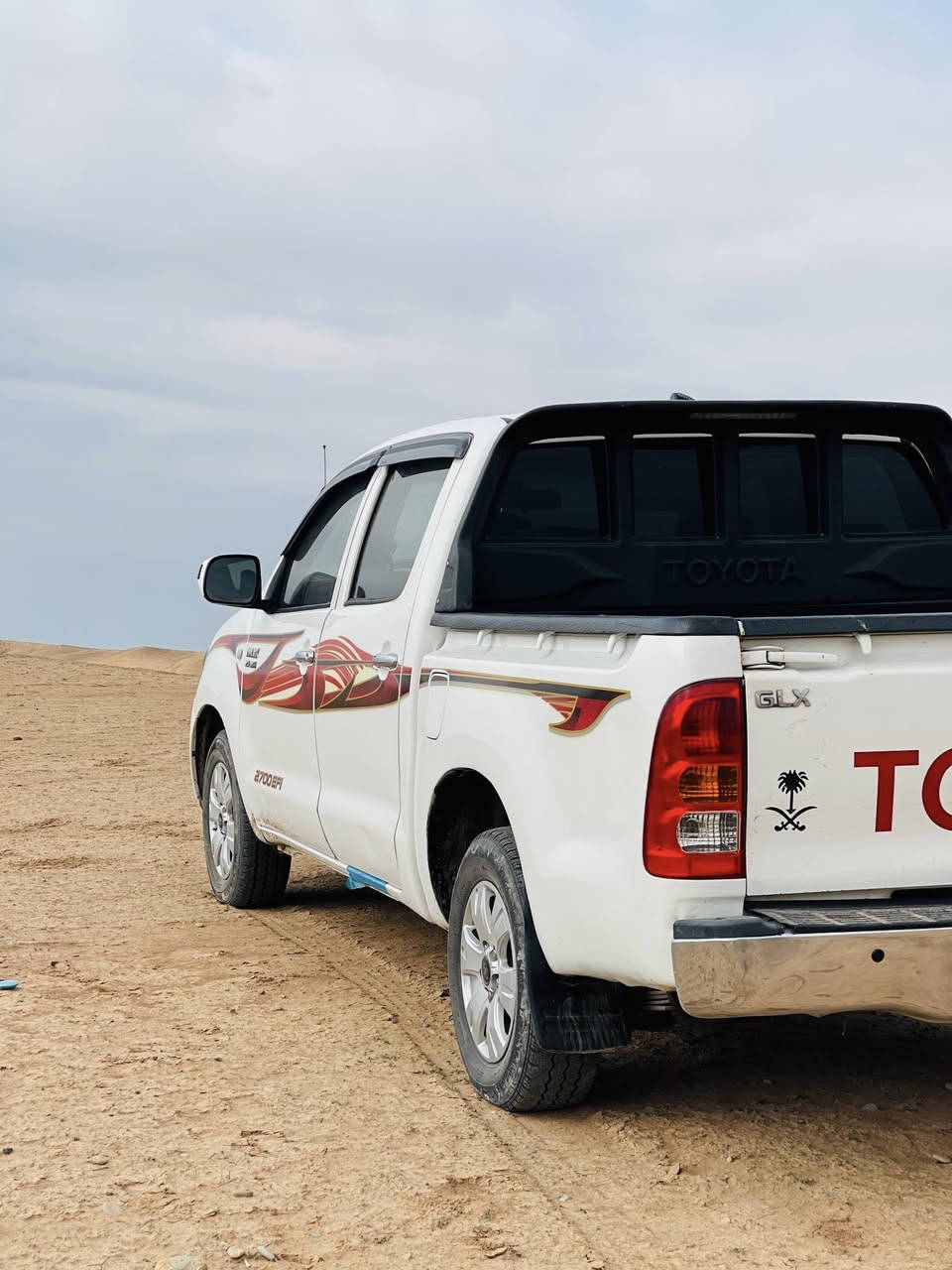 السلام عليكم بيكم هايلوكس 2010سعودي فول مواصفات كير عادي رقم كربلاء السياره كفاله مكينه كير اكسل تخم تاير مكان السياره ديالى ***********
