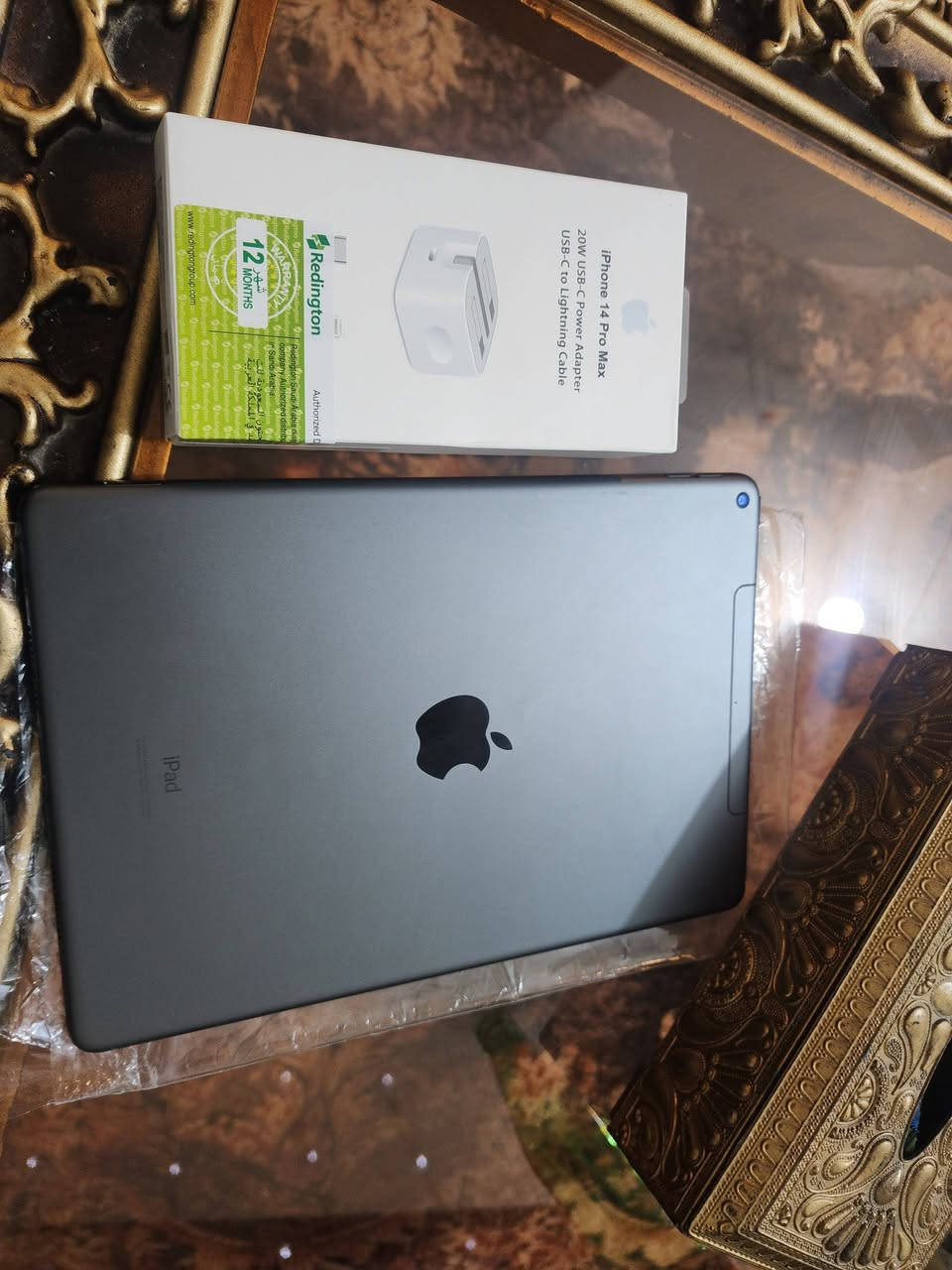 ايباد اير 3 نضيف جدا 95% ذاكرتة 256
يدعم السيم كارت 
مكفول كفالة عامة حجم شاشة 10.5 يدعم اخر تحديث يجي وياه شاحنة اصلية بغداد 250الف قفلة ***********
