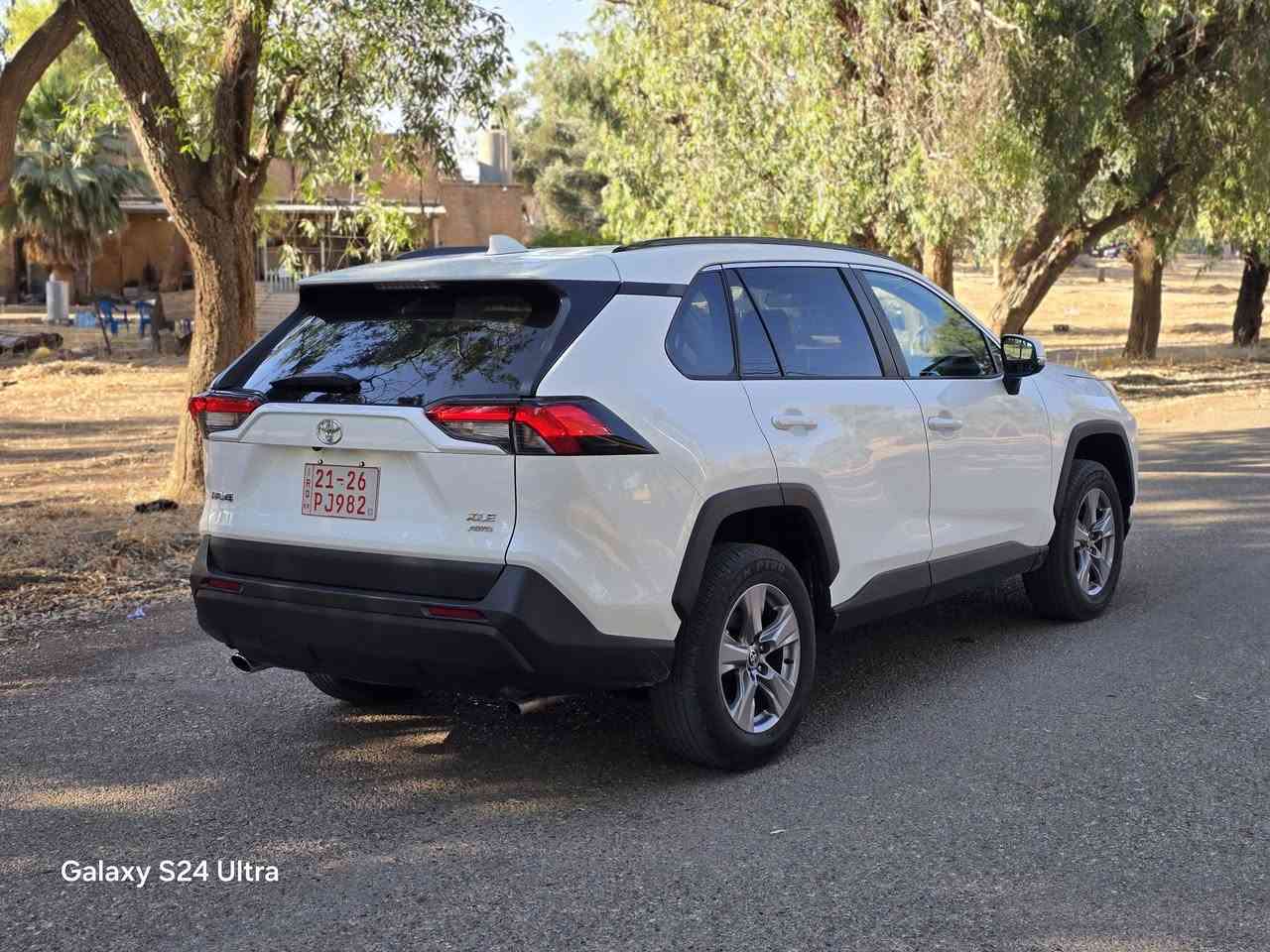 راف4 امريكي موديل  2024  XLE AWD
ماشي  ٢١ الف فقط
بدون صبغ و تبديل 
بدون دواخل 
يترقم اربيل 
سعر  236 
***********
