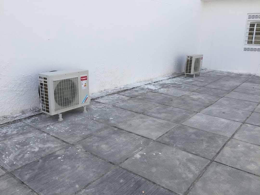 ⁦⚒️⁩⁦⚒️ورشة الاصدقاء⁩⁦⚒️⁩⁦⚒️⁩
نصب سبالت 🛠️ وصيانة 🔩 وتنظيف 🚿 كافة أنواع أجهزة التبريد موقعياً وبكادر متخصص 👷🏻‍♂️
عندك صيانة أو تنظيف؟ لا تحتار، اتصل نجيك لباب بيتك. ما عليك سوى الاتصال.
خدماتنا: صيانة - شحن غاز - نصب - غسل - عمل فاكيوم 🎰
الأرقام:
*********** ☎️
*********** ☎️
