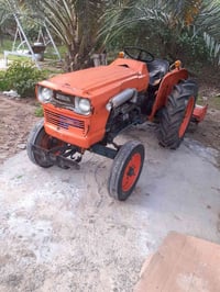 للبيع كابوتا موديل ٨٨ جديده بمعنه الكلمه مع رفاس ٤سلندر اتصال ٠٧٥٠٠٥٠٧...