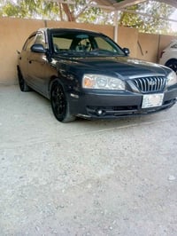 الانترا 2002 • وارد امريكي • محرك 2000